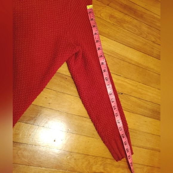 Patagonia turtleneck long sleeves sweater. Knit. Ribbed on neck. Red. Size L. - Picture 11 of 11